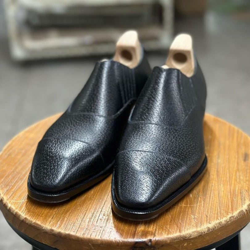 BLACK MILLED LEATHER ELASTICATED LOW ANKLE BOOT