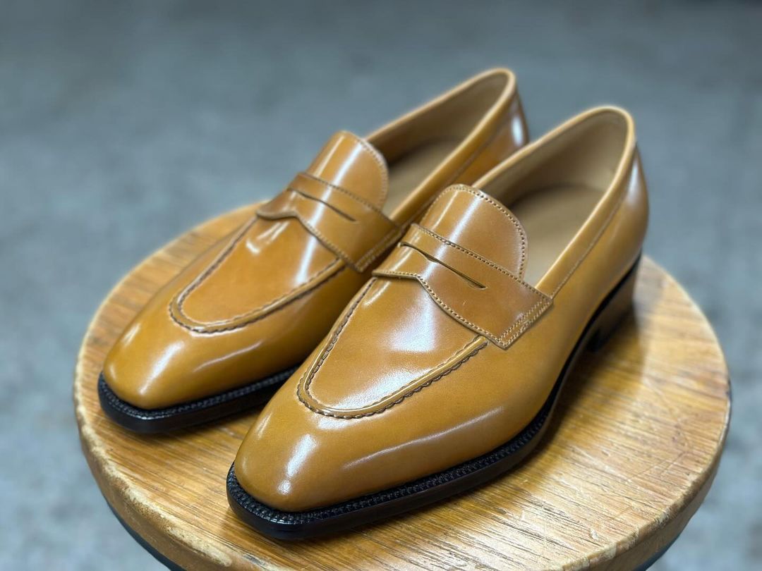 IMPERIAL TAN - PATINA FINISH CLASSIC LOAFERS