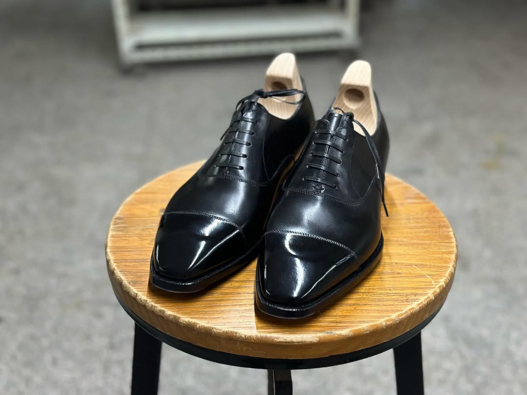 ARISTO - BLACK PATINA FINISH CAP TOE OXFORD LACEUP