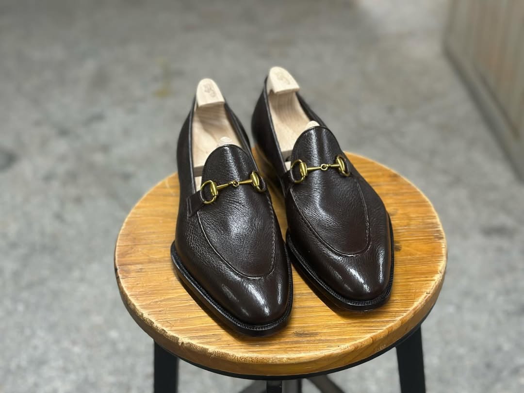 SIENNA - BROWN MILLED HORSEBIT LOAFERS
