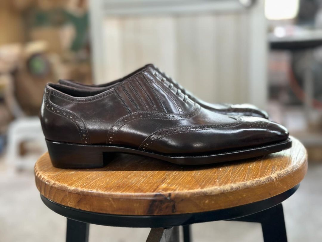 LORENZO - DARK BROWN BROGUE OXFORDS