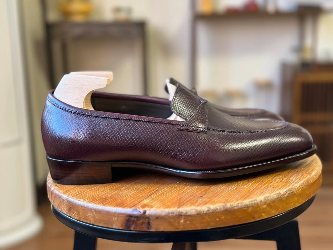 SIENNA - BROWN MILLED SPLIT TOE LOAFER