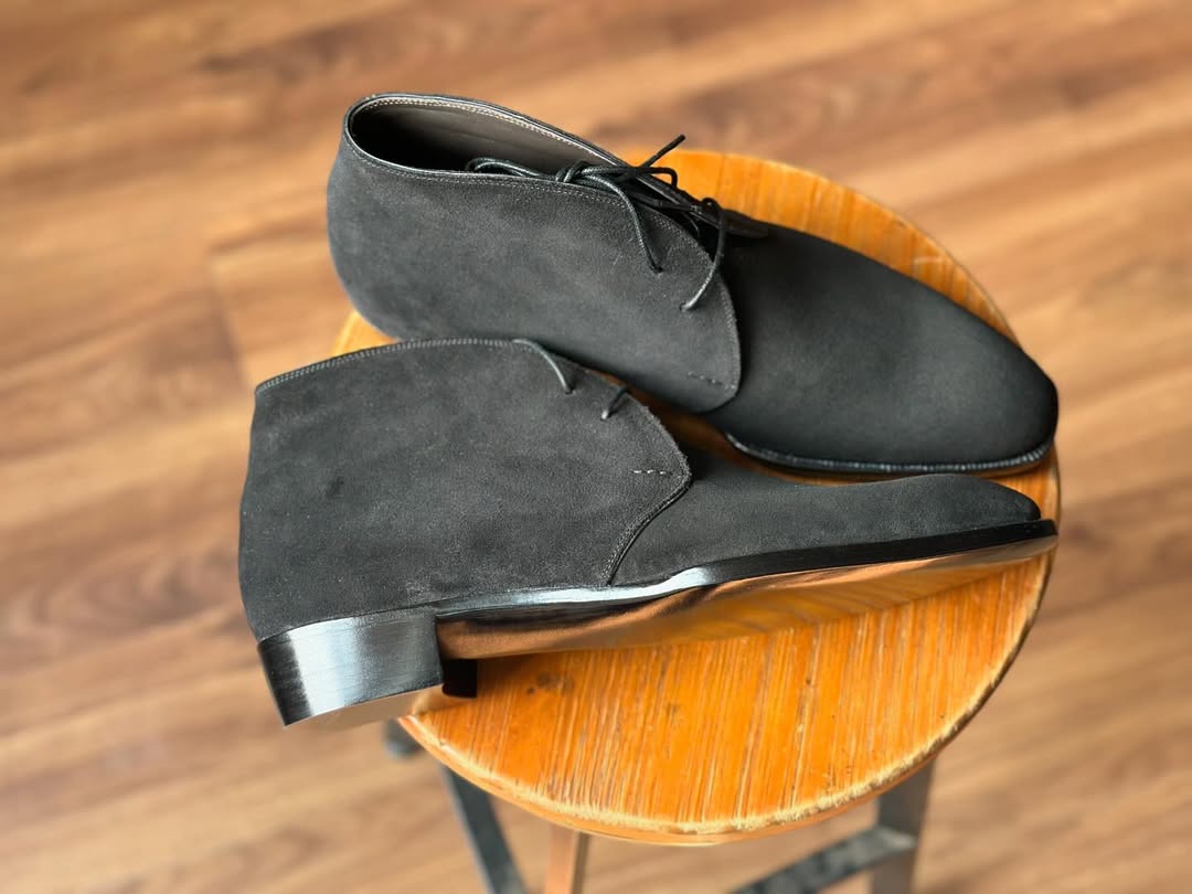 SHADOWWALK - BLACK CHUKKA BOOTS