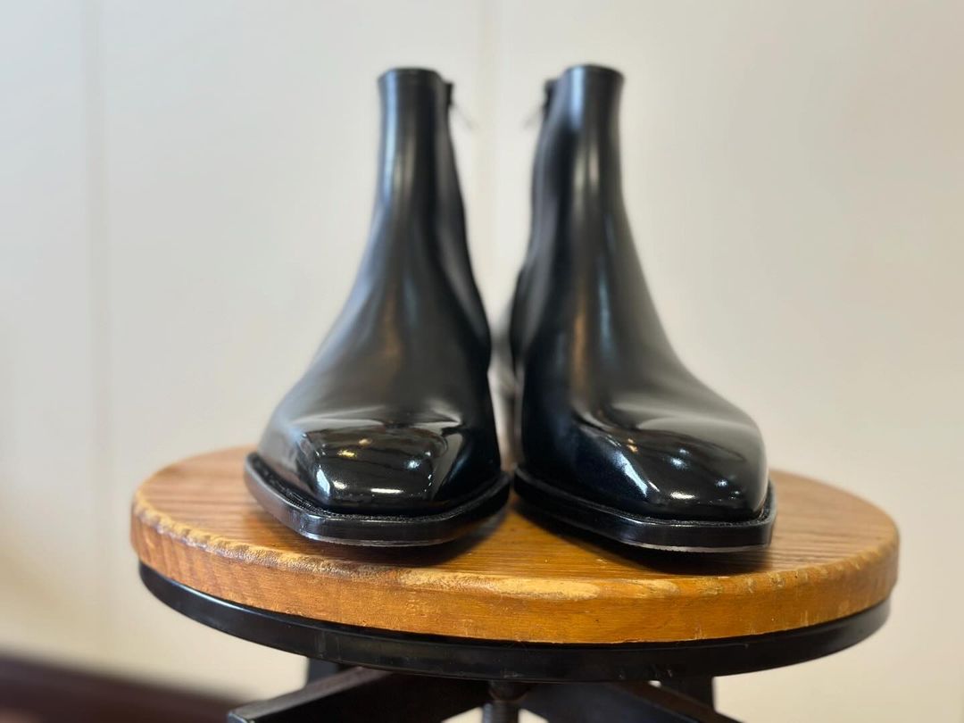 LOUIS - BLACK CHAIN BOOT