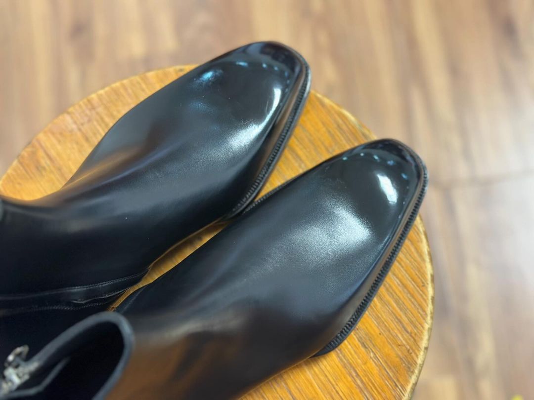 LOUIS - BLACK CHAIN BOOT