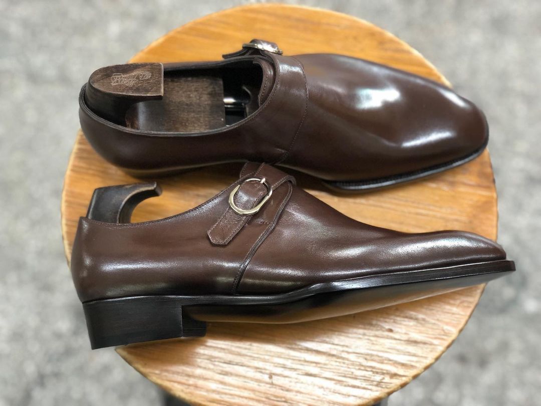 MAXWELL - BROWN FINISH SINGLE MONKSTRAP