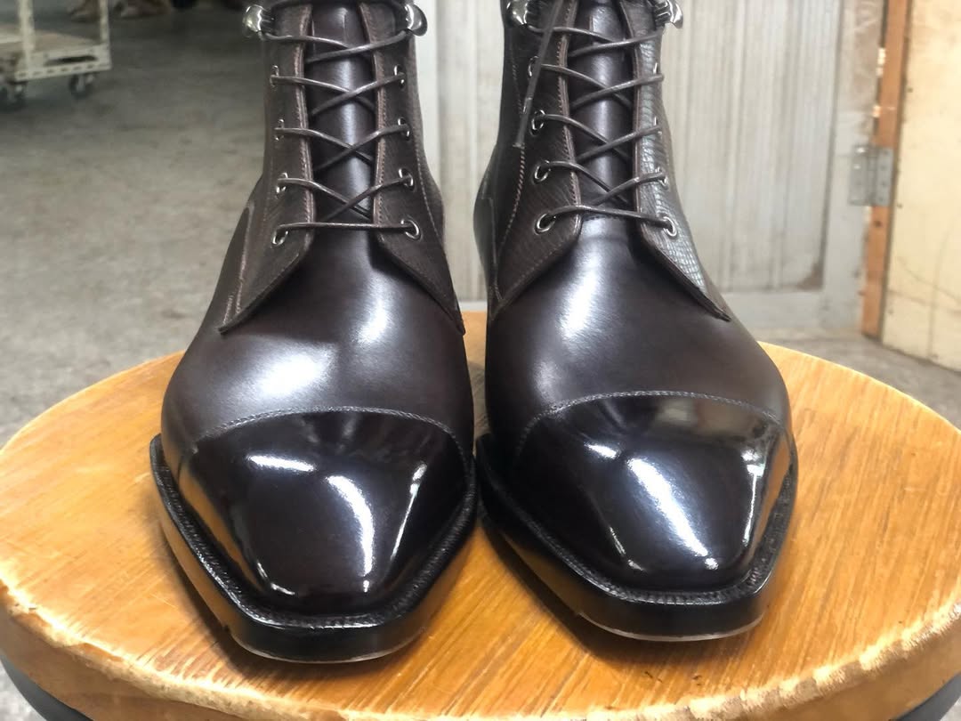 MONTCLAIR - PREMIUM BROWN LACEUP BOOT