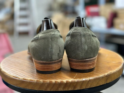 HULK - OLIVE SUEDE TESSEL LOAFER