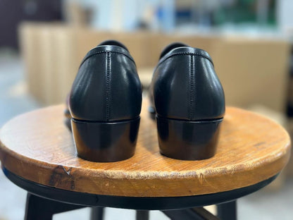 SIENNA - LUXURIOUS BLACK TWISTED STRAPED LOAFER