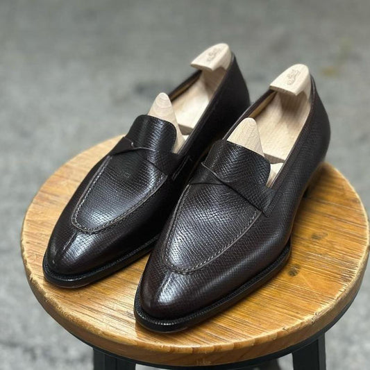SIENNA - COFFEE BROWN SPLIT TOE TWISTED STRAP LOAFER